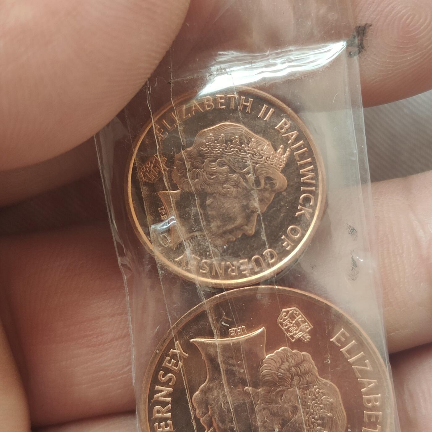 英雄古币捡漏专场第一期无押金可累计捡漏，全场50包邮，偏远地区除外。 更西岛一套元光币。