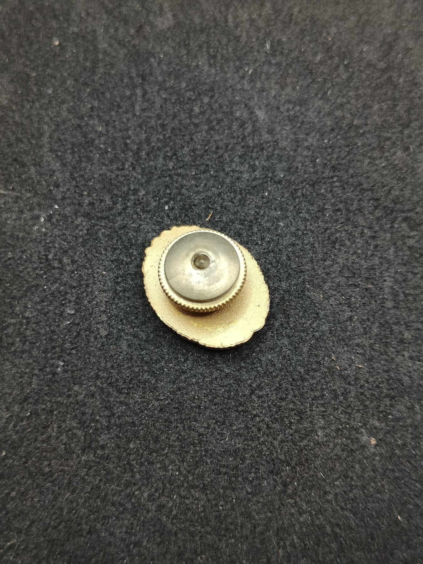 全场0元起拍 第174期 咸鱼国勋章拍卖专场 7月17日（周三）下午6：00开始 日本警察功绩章 金级