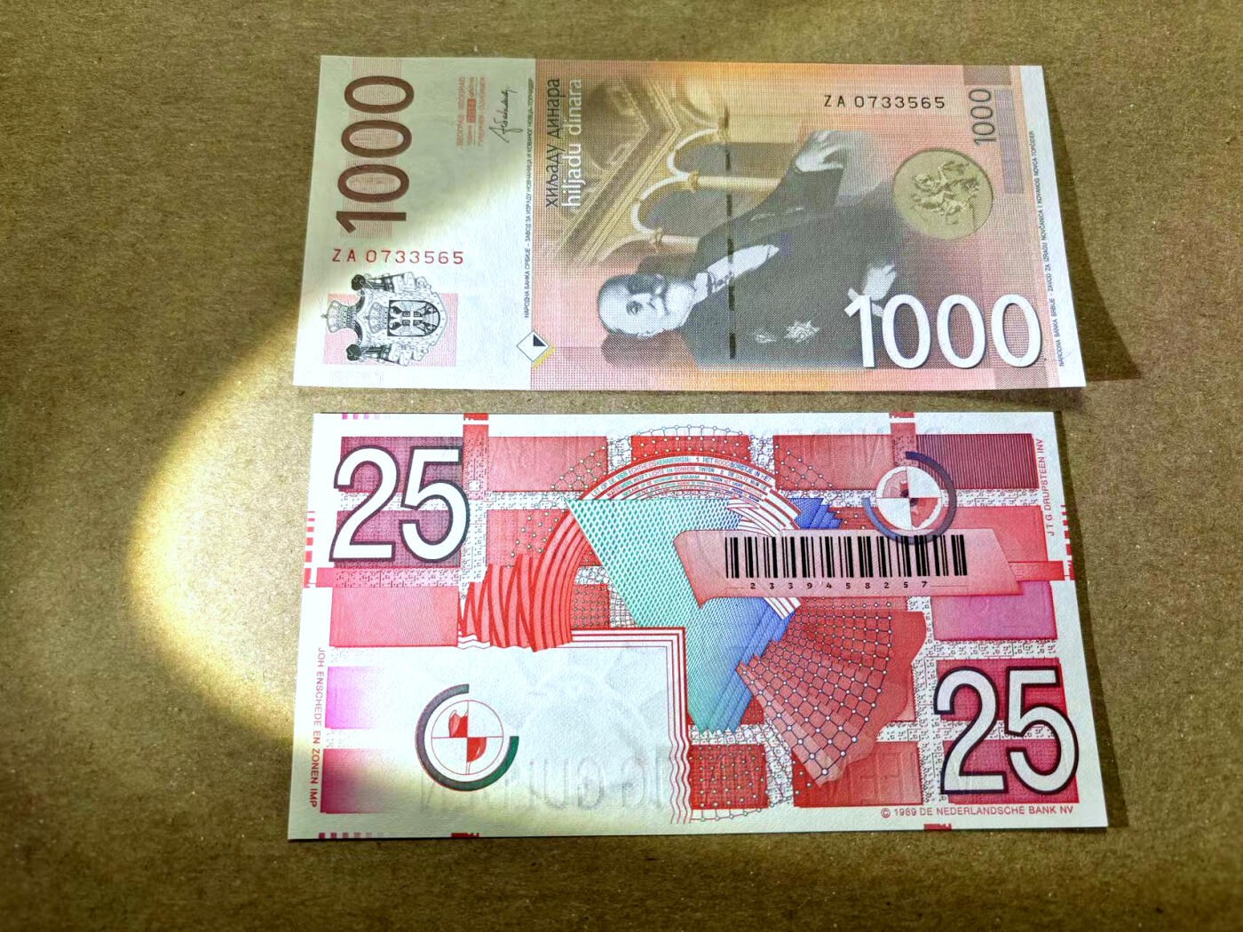 【Blue Auction】✨世界纸币精拍第504期【精】 【一组2张】塞尔维亚 1000第纳尔 ZA补号&荷兰 25盾 全新UNC