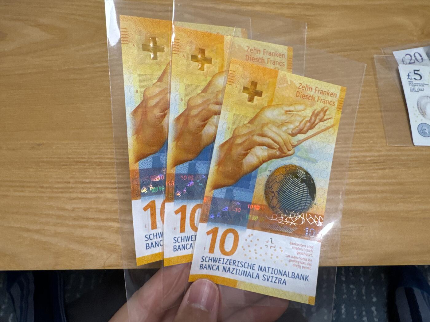 10瑞士法郎*3 三连号unc - 来捡破烂- 来捡破烂- 麦稀奇