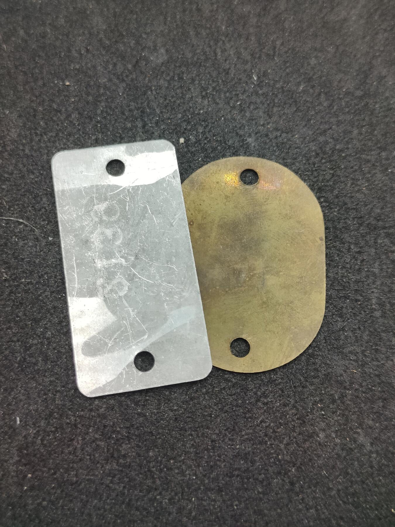 全场0元起拍 第174期 咸鱼国勋章拍卖专场 7月17日（周三）下午6：00开始 日本登录证明牌一组