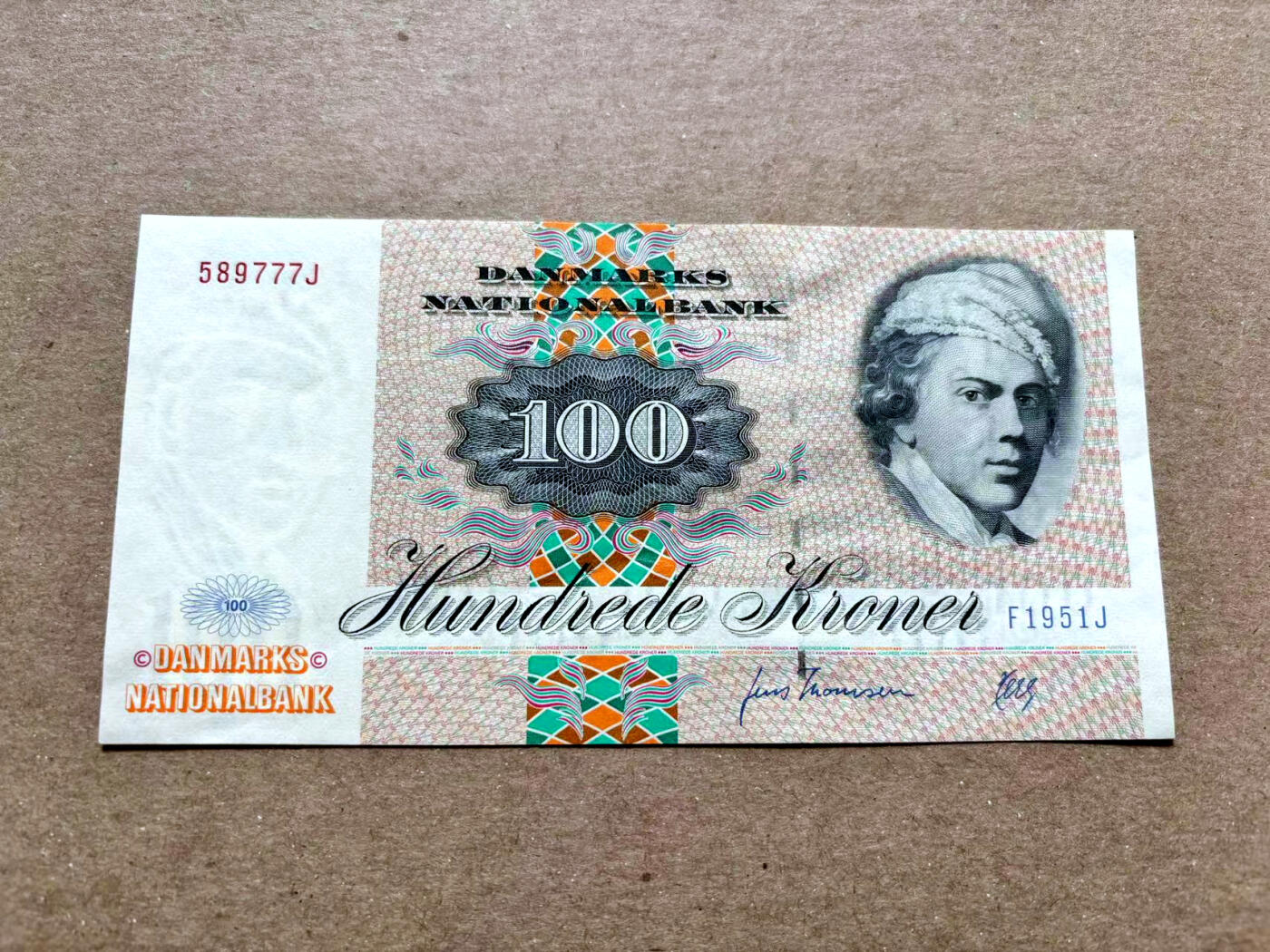 【Blue Auction】✨世界纸币精拍第504期【精】 【777豹子号】丹麦 100克朗 大飞蛾 全新UNC