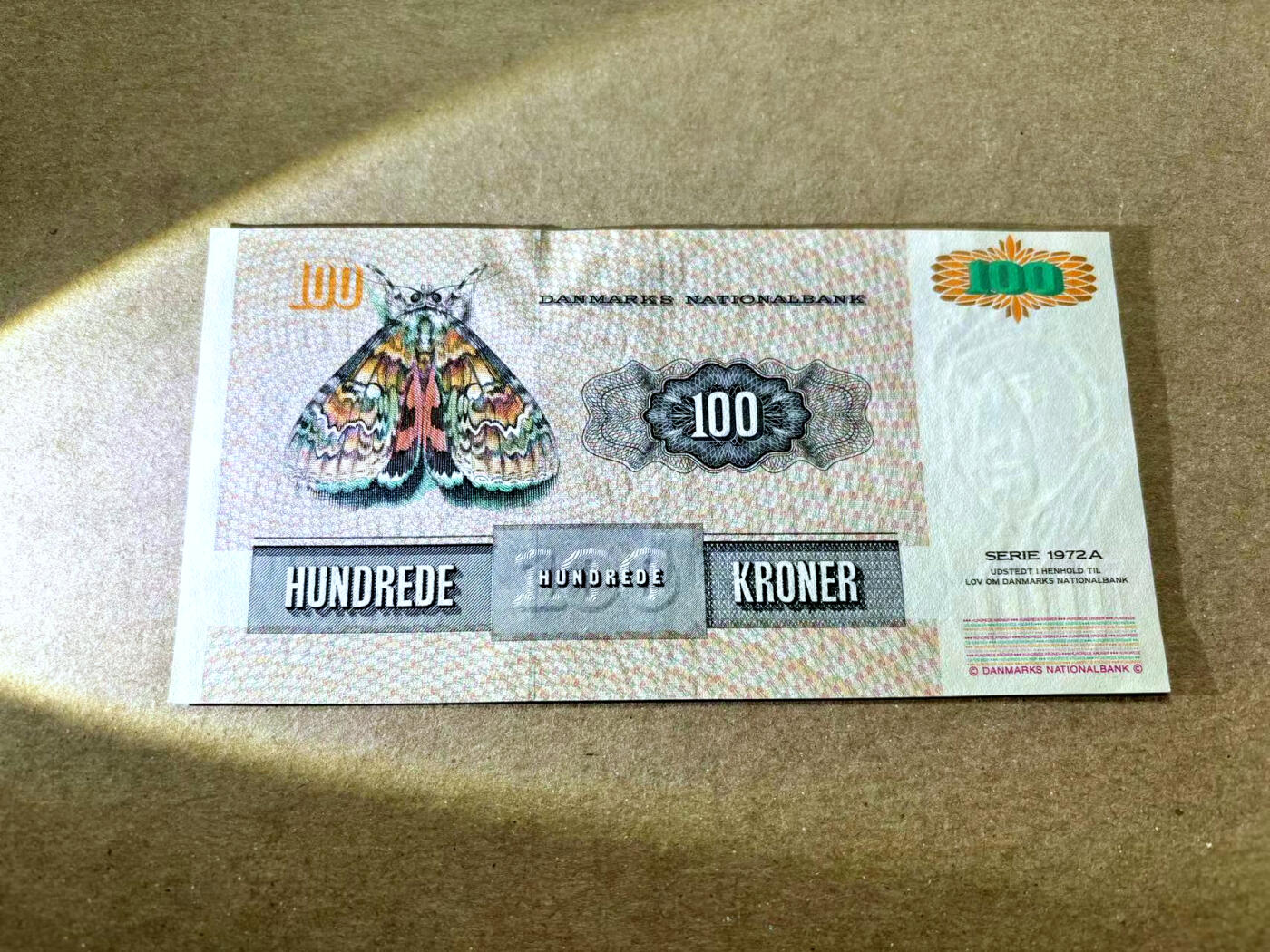 【Blue Auction】✨世界纸币精拍第504期【精】 【777豹子号】丹麦 100克朗 大飞蛾 全新UNC