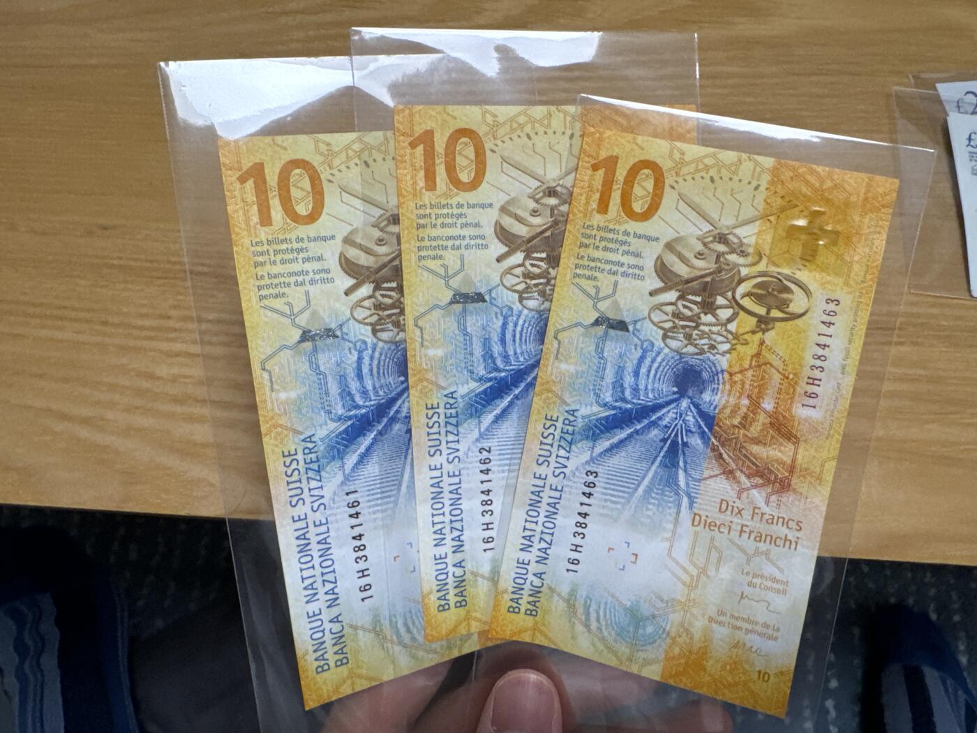 10瑞士法郎*3 三连号unc - 来捡破烂- 来捡破烂- 麦稀奇