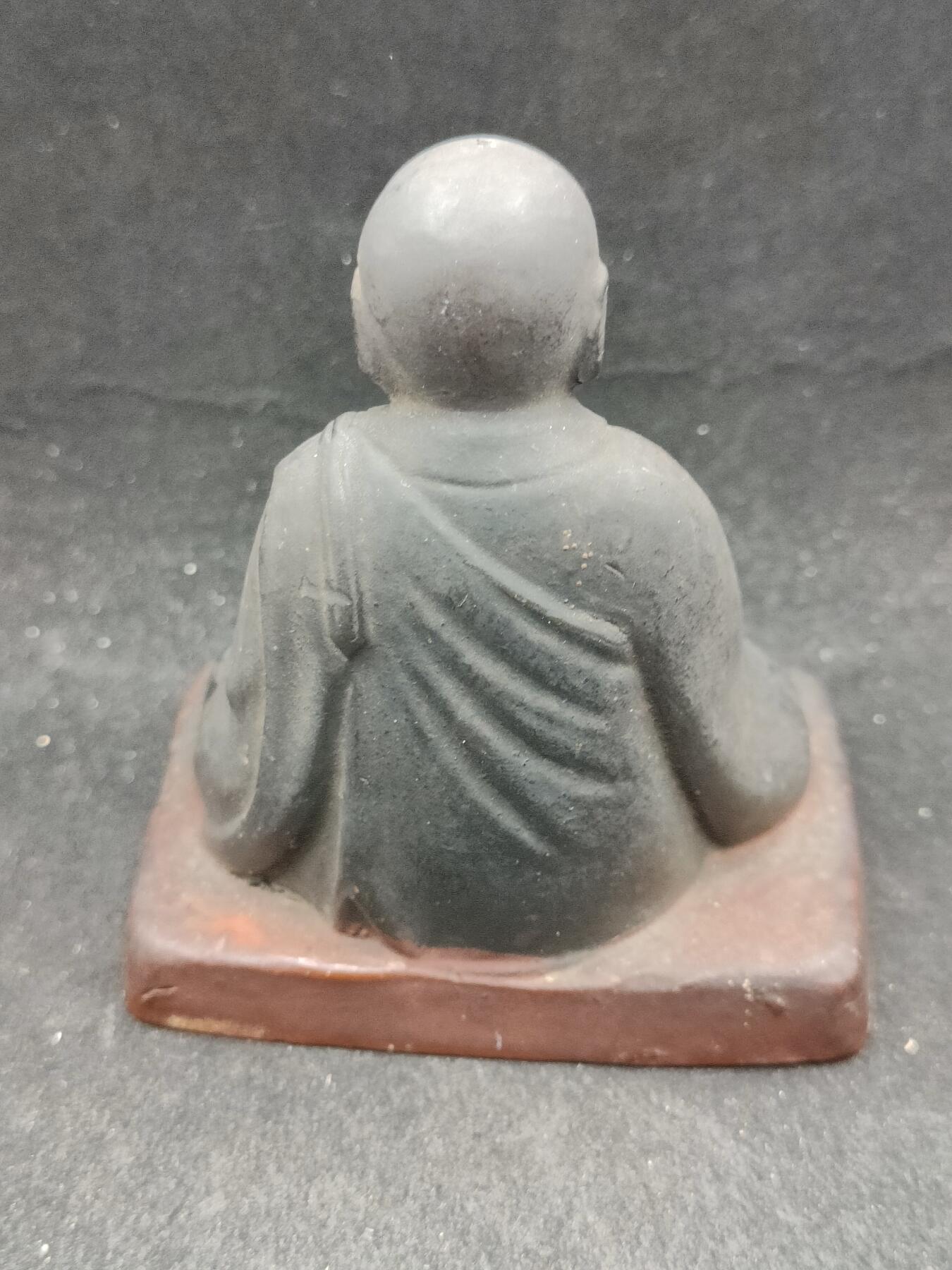 全场0元起拍 第174期 咸鱼国勋章拍卖专场 7月17日（周三）下午6：00开始 日本陶土僧人塑像 佛像 年代不明