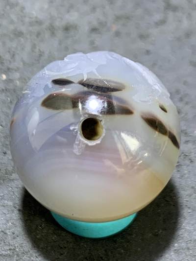 精美亚光高玉化巴西玛瑙手工俏色巧雕花开见佛2.0圆珠一个， 精美亚光高玉化巴西玛瑙手工俏色巧雕花开见佛2.0圆珠一个，