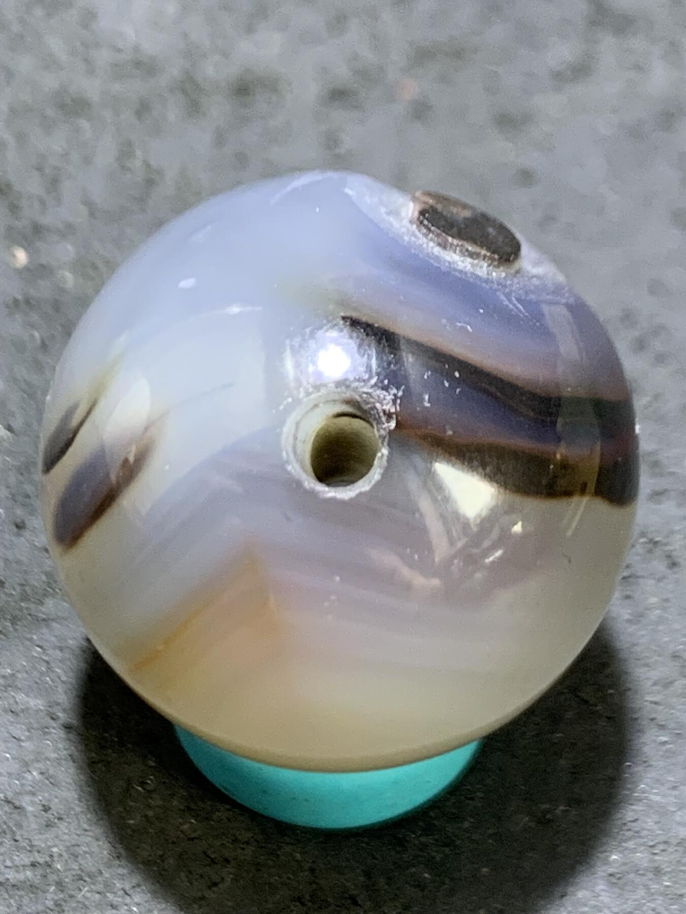 精美亚光高玉化巴西玛瑙手工俏色巧雕花开见佛2.0圆珠一个，