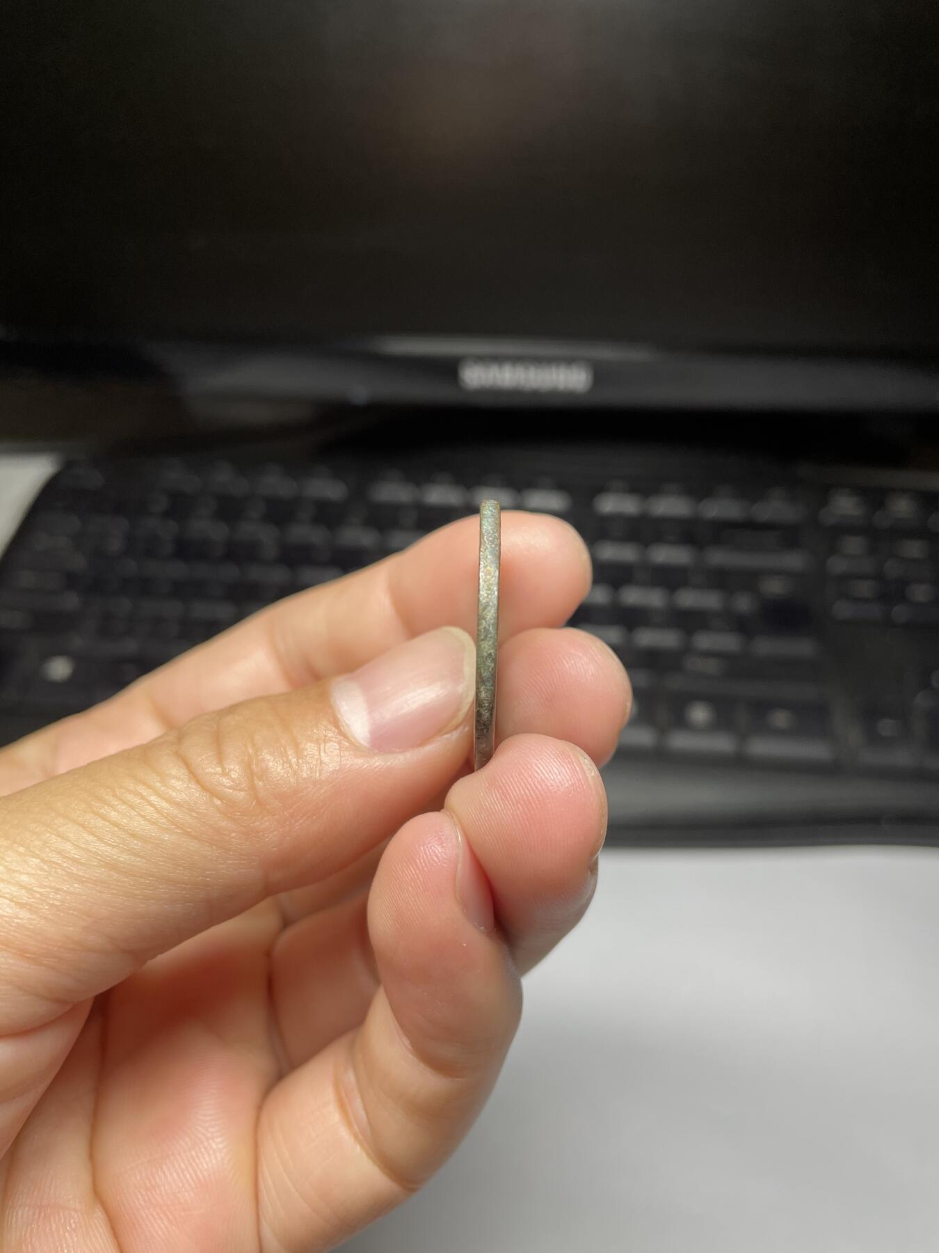 每日一拍，2024年集古藏今外币拍卖第十一期-第1场—（总第101拍），新一期拍卖开始了，本期古钱币全场包真，拍卖名称未备注的均无补裂翘等缺陷 宣和通宝折二，尺寸27.5*2.0