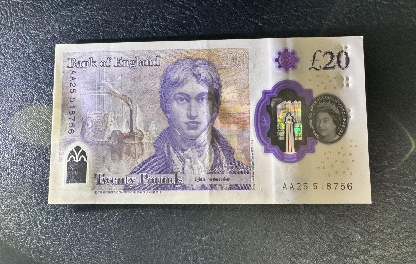 收藏联盟Quantum Auction 第361期拍卖  英国2018年20镑五张 品相UNC  AA冠 尾号756为AU 428有刮擦）