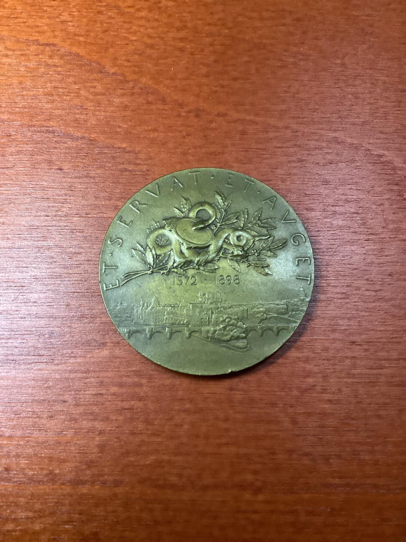 长老汇龙年精选第八场拍卖 1898法国巴黎钱币兑换中心铜章，22.38克，大师罗缇作品