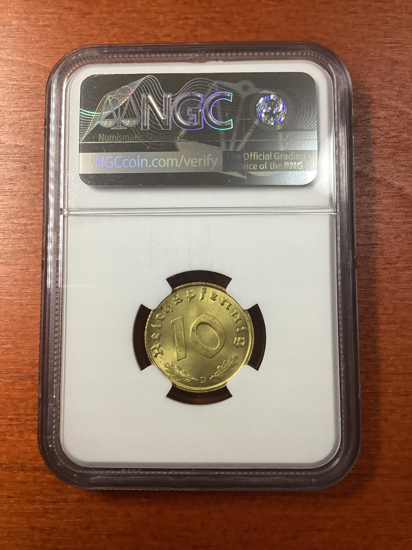 长老汇龙年精选第九场拍卖 1937D 德国第三帝国10芬尼黄铜币，NGC MS65，6枚并列冠军之一