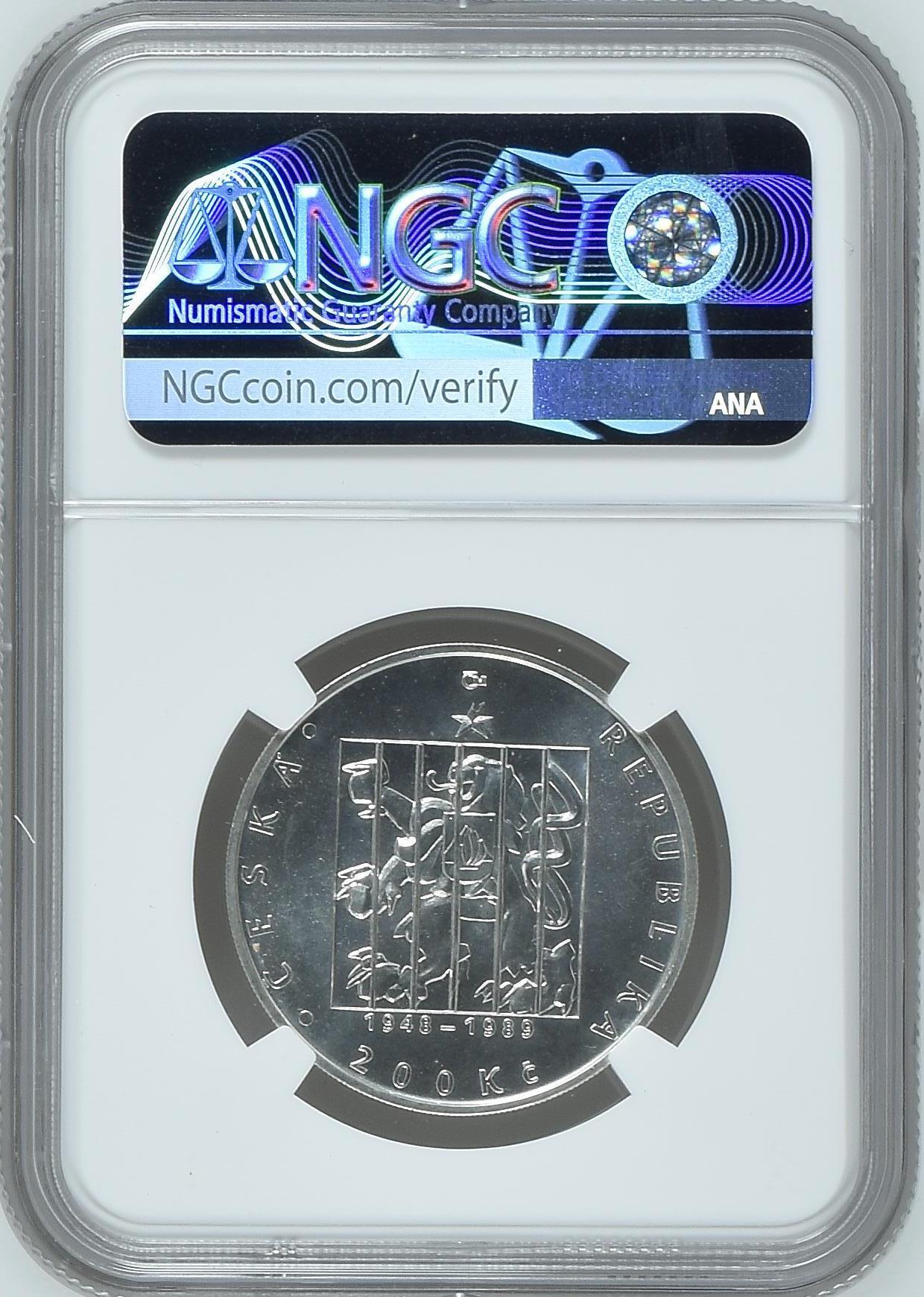 长老汇龙年精选第九场拍卖 2014  捷克紫罗兰革命25周年200克朗银币，NGC MS67，唯一冠军分