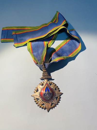 盛世勋华——号角文化勋章邮票专场拍卖第194期 - 泰国指挥官级王冠勋章 好品相 银制 带厂标 