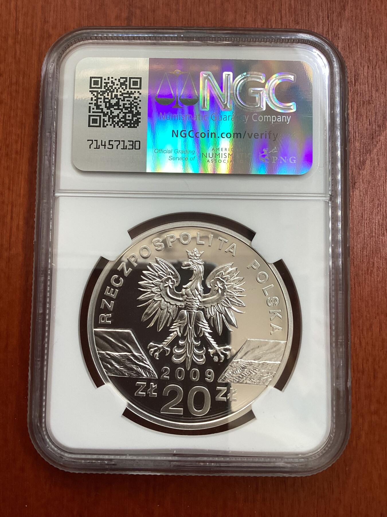 长老汇龙年精选第九场拍卖 2009MW波兰世界动物之欧洲绿蜥 20兹罗提精制银币，NGC PF69UC