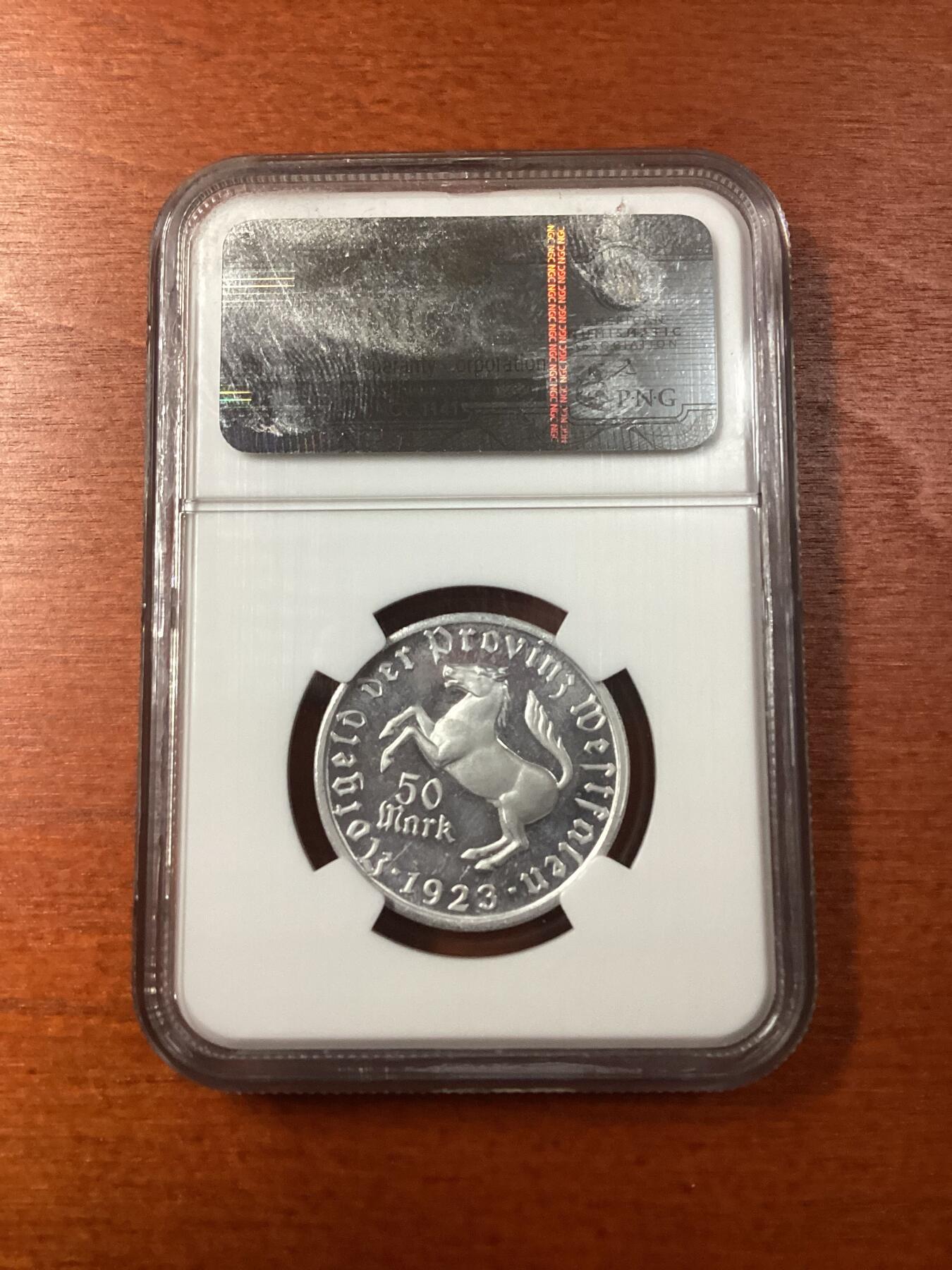 长老汇马年精选第九场拍卖  1923德国威斯特法兰德紧马币女诗人50马克，NGC MS65，亚军分，更高4枚，老盒