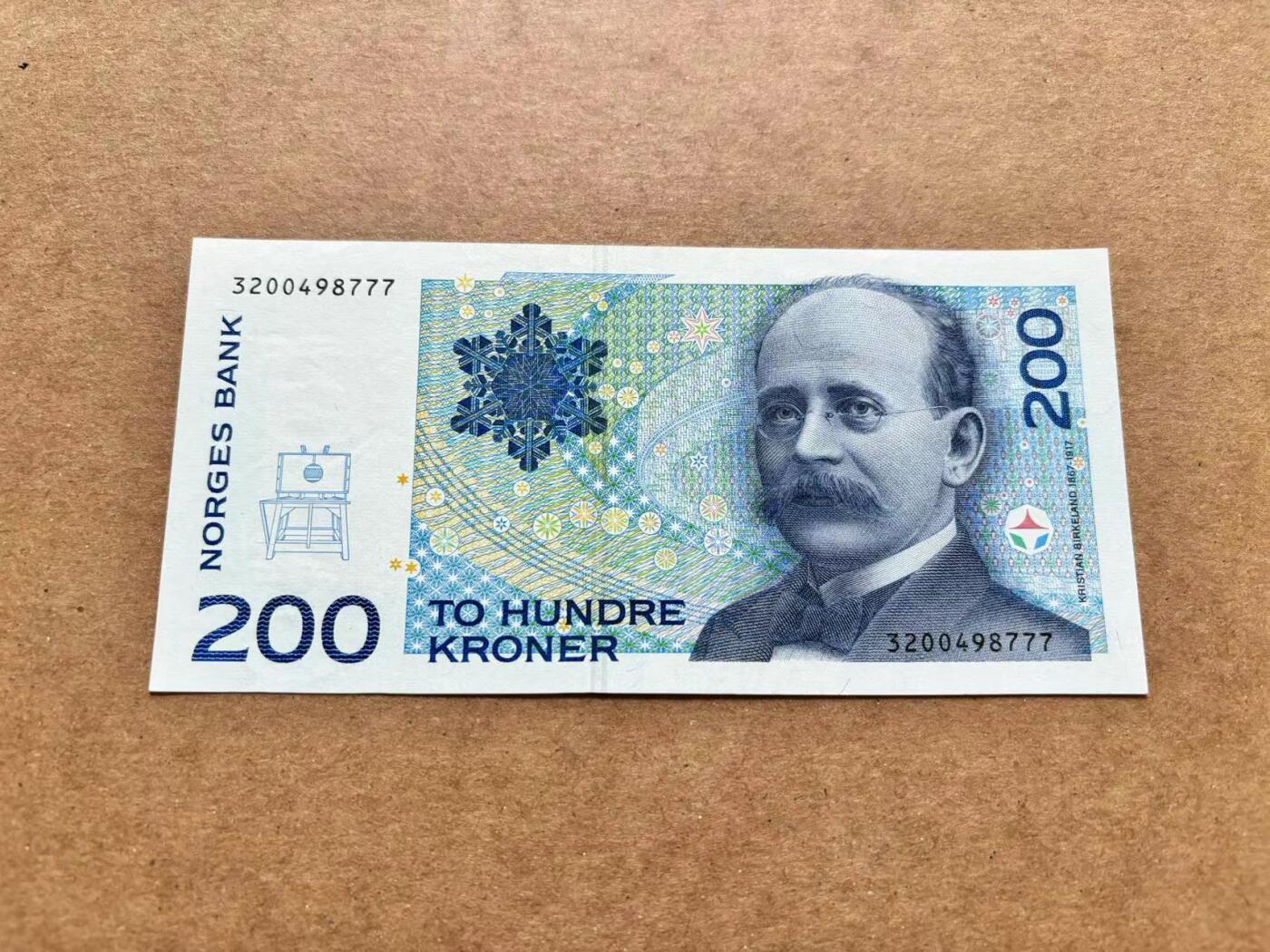 【Blue Auction】✨世界纸币精拍第506期【精】 【777豹子号 初版】挪威 1994年200克朗 全新UNC