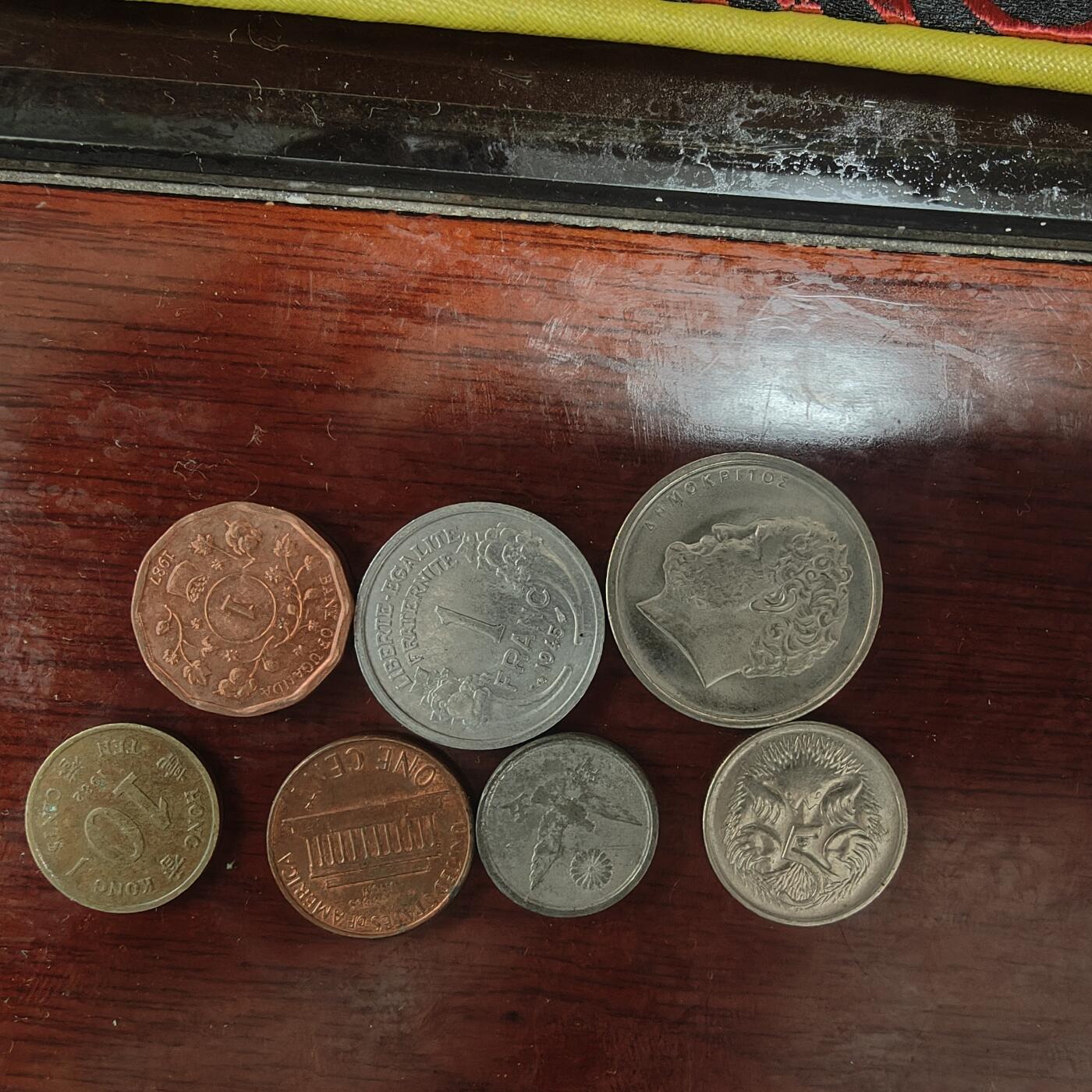英雄古币捡漏专场第一期无押金可累计捡漏，全场50包邮，偏远地区除外。 外国硬币7枚
