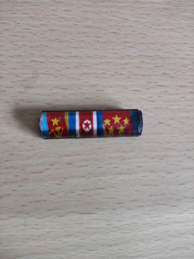 纪念章板门店谈判三国佩戴徽章 - 纪念章板门店谈判三国佩戴徽章