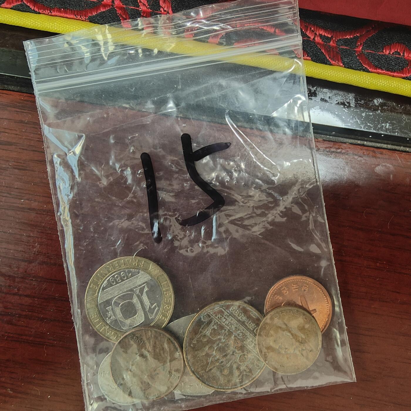 英雄古币捡漏专场第一期无押金可累计捡漏，全场50包邮，偏远地区除外。 外国硬币7枚