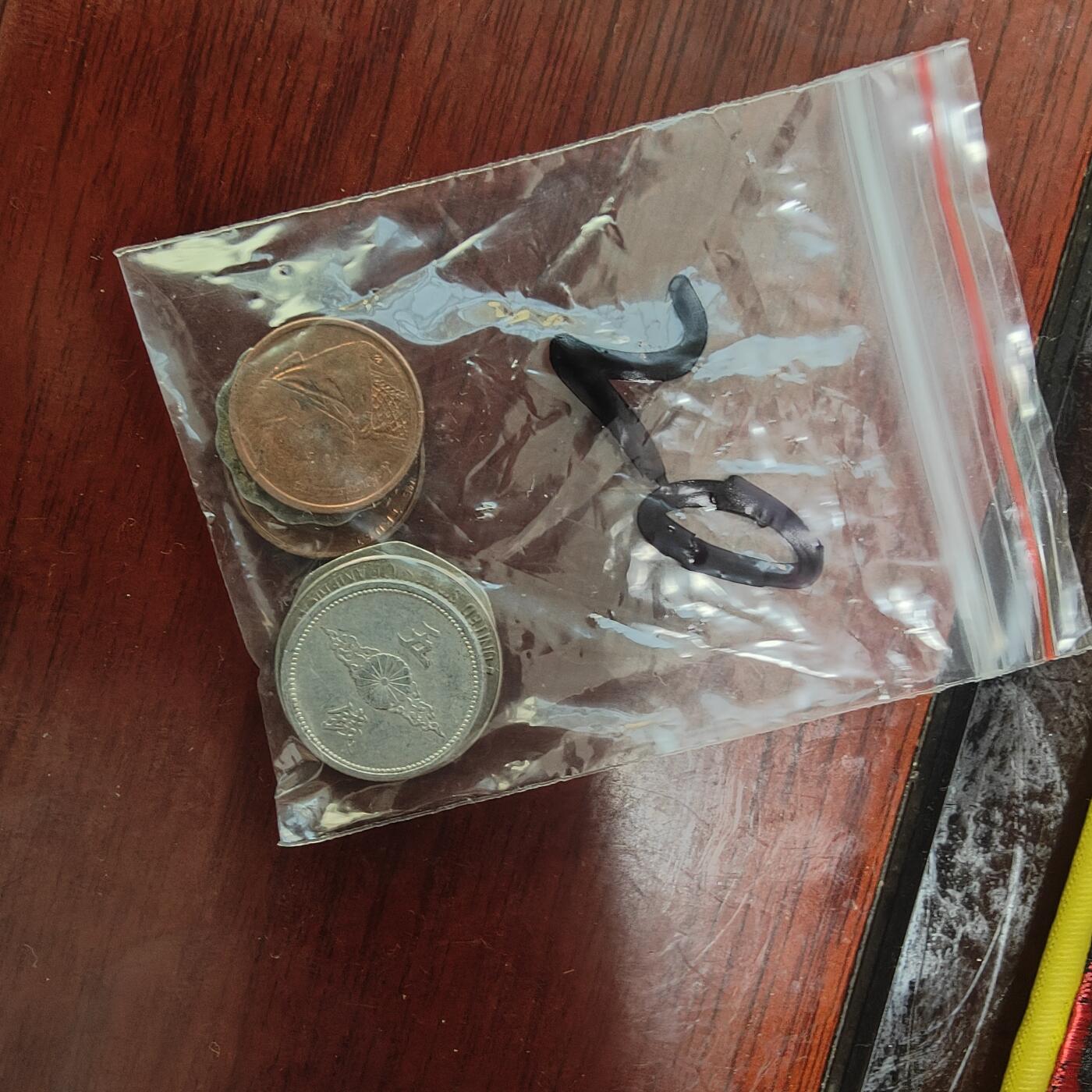 英雄古币捡漏专场第一期无押金可累计捡漏，全场50包邮，偏远地区除外。 外国硬币7枚