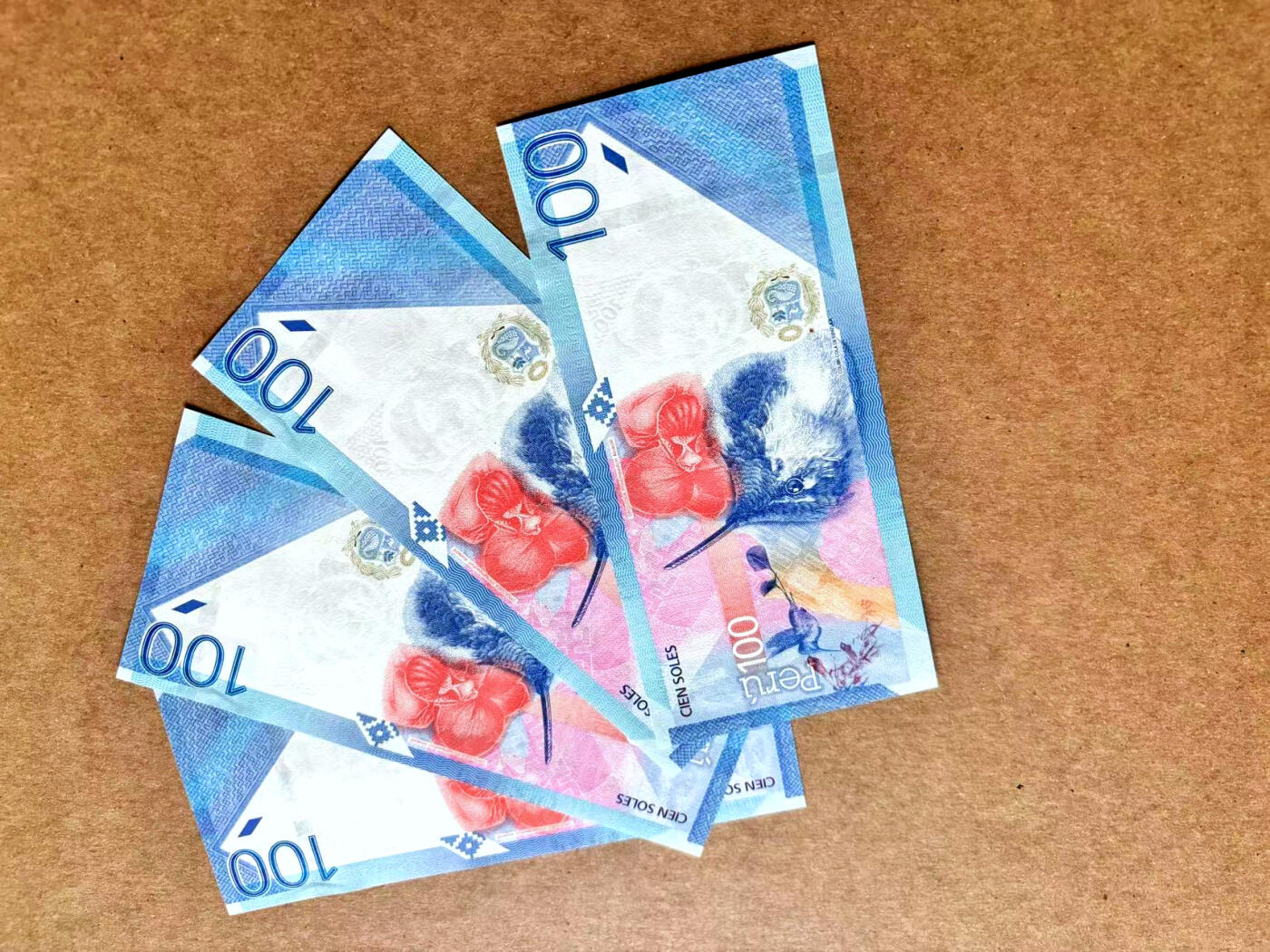 【Blue Auction】✨世界纸币精拍第506期【精】 【一组4张】秘鲁 2019年100比索 全新UNC