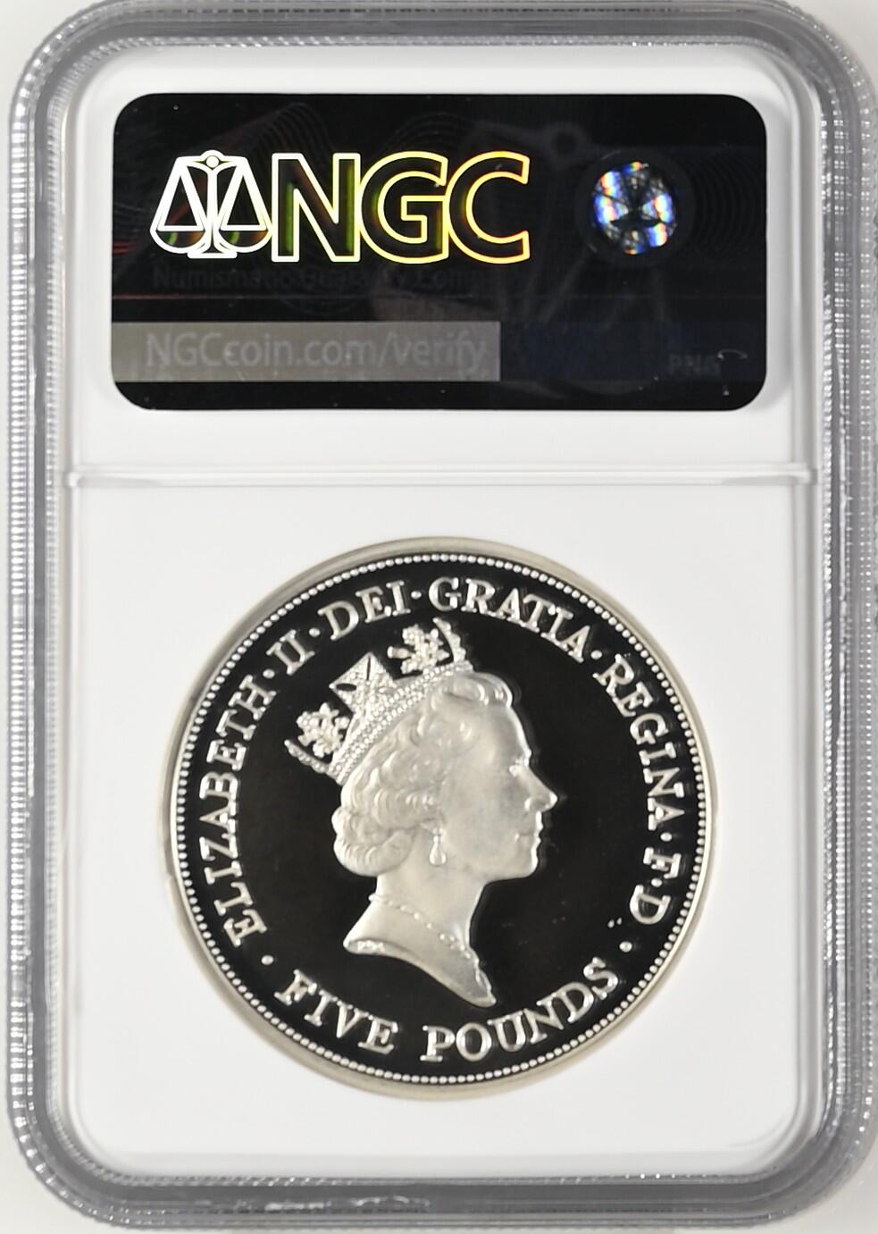 长老汇龙年精选第九场拍卖 英国伊丽莎白二世加冕六十周年纪念5英镑加厚精制银币， NGC PF68UC，加厚盒，85-97头像