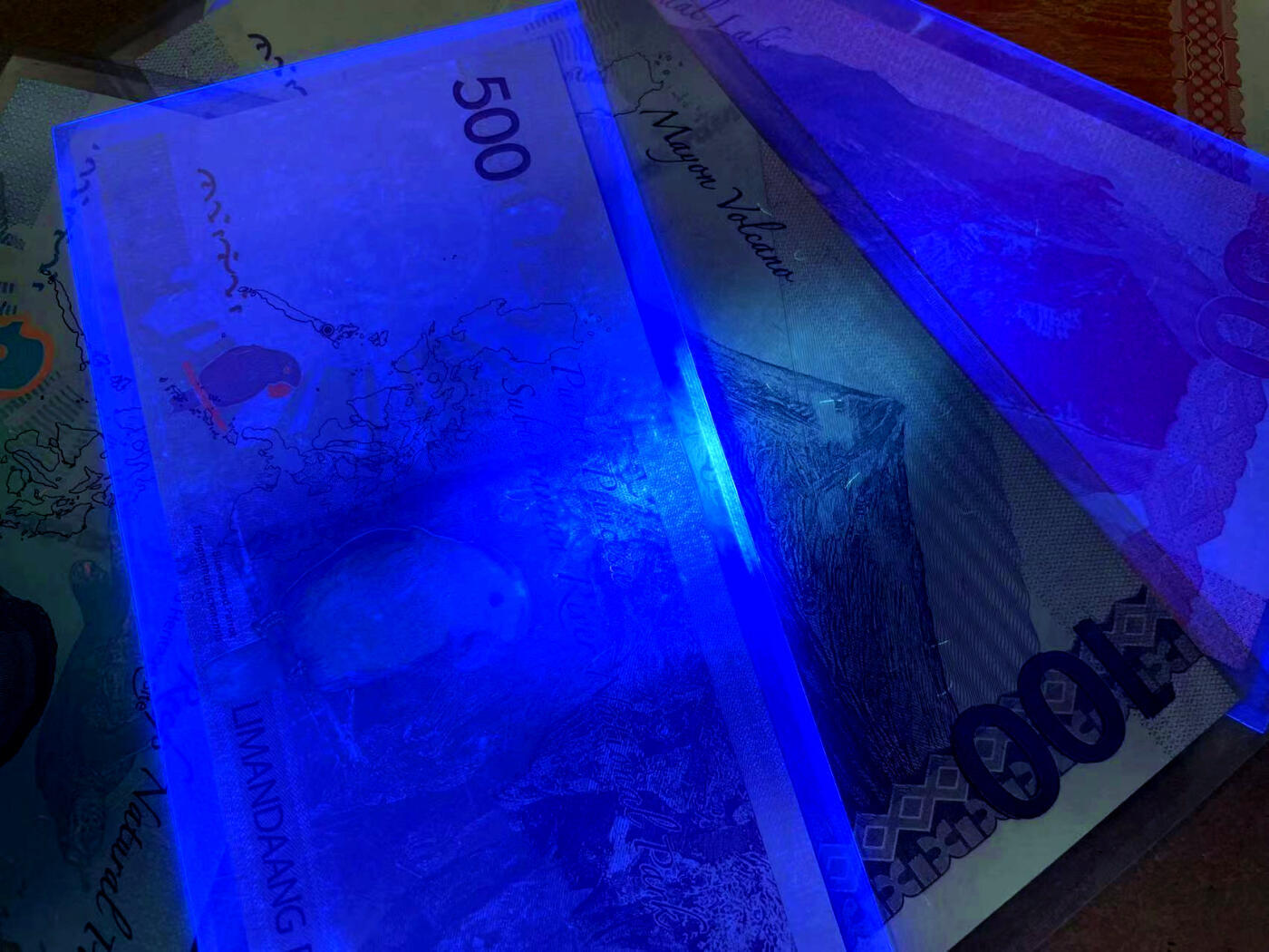 【Blue Auction】✨世界纸币精拍第506期【精】 【一组5张 均全同8】菲律宾 2014-18年20-1000比索 UNC/UNC-