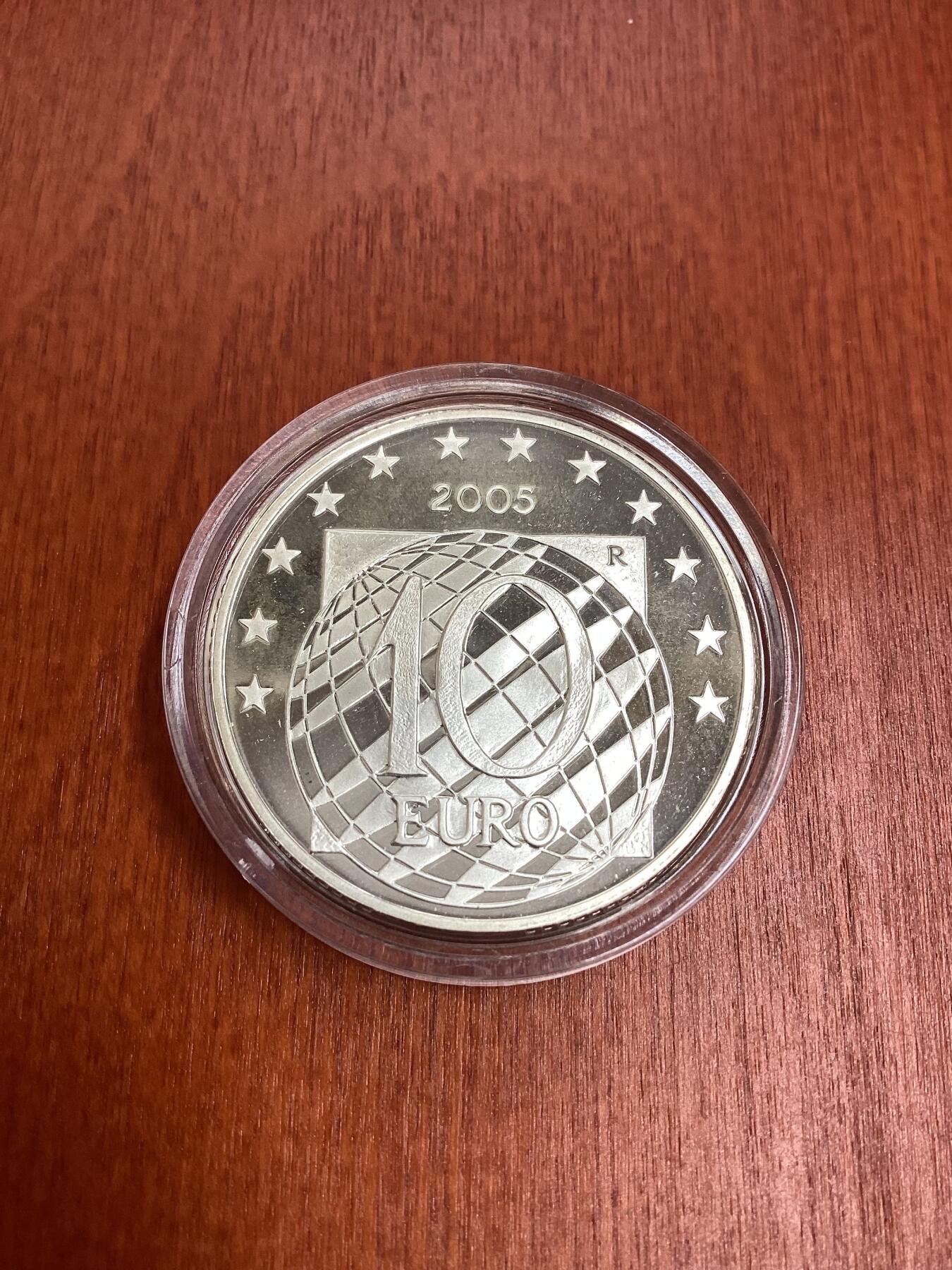 长老汇龙年精选第十场拍卖 2005意大利欧洲和平与自由10欧元精制银币，盒证全