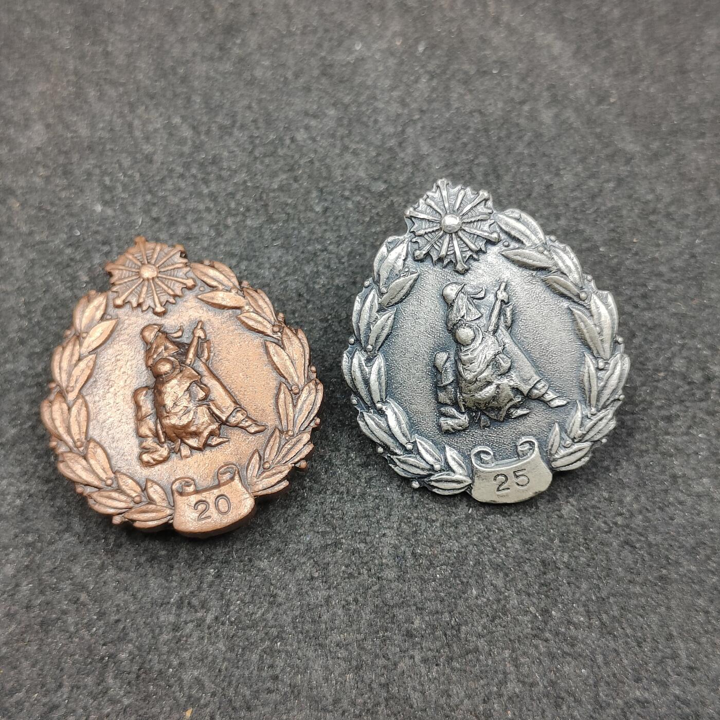 全场0元起拍 第175期 咸鱼国勋章拍卖专场 7月21日（周日）下午6：00开始 日本全国消防长徽章 银级铜级