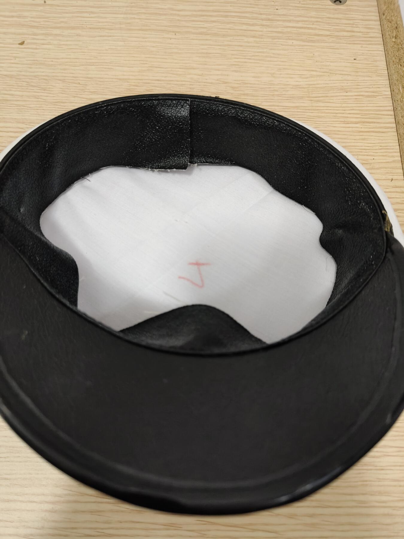 全场0元起拍 第175期 咸鱼国勋章拍卖专场 7月21日（周日）下午6：00开始 柬埔寨王国将官礼服法式大檐帽54CM