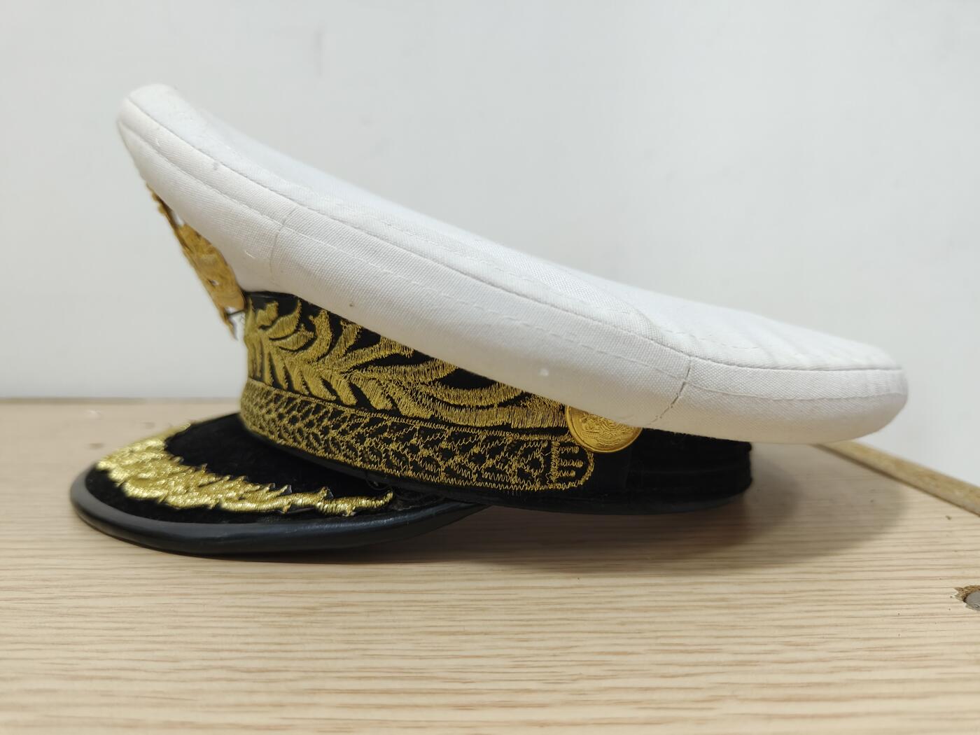 全场0元起拍 第175期 咸鱼国勋章拍卖专场 7月21日（周日）下午6：00开始 柬埔寨王国将官礼服法式大檐帽54CM