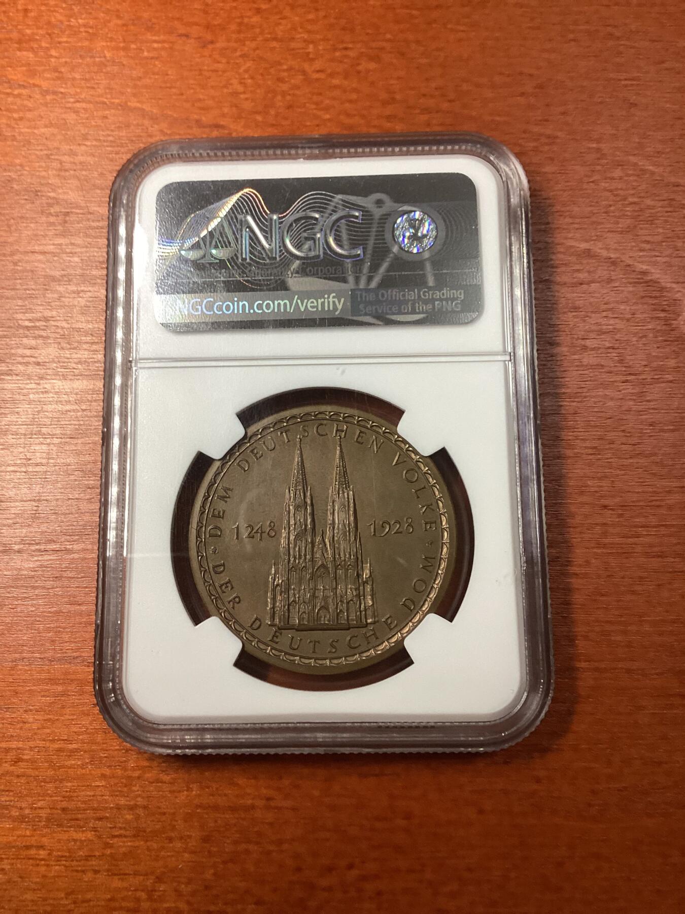 长老汇龙年精选第十场拍卖 1928-DATED 德国科隆大教堂铜章，NGC MS64BN， N盒唯一记录，实物非常漂亮！