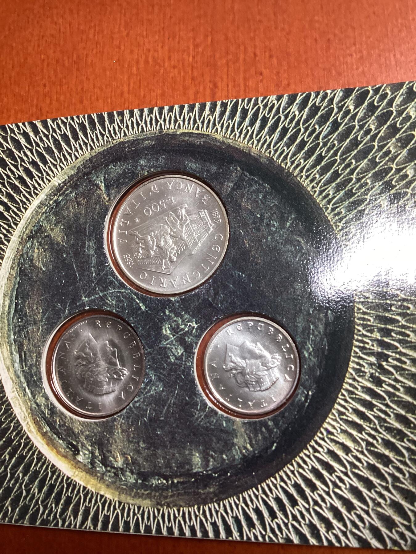 长老汇龙年精选第十场拍卖 1993意大利银行成立百周年100里拉+200里拉+500里拉银币卡装，盒证全