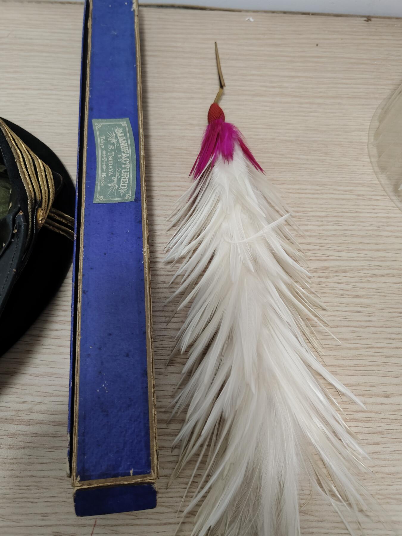 全场0元起拍 第175期 咸鱼国勋章拍卖专场 7月21日（周日）下午6：00开始 美品稀少明治早期军医陆军卫生部少佐相当官金银线交错大礼服衣裤正帽前立一套 领围39 胸围88 肩宽88 袖长56 衣长75 腰围82 裤长102 头围55