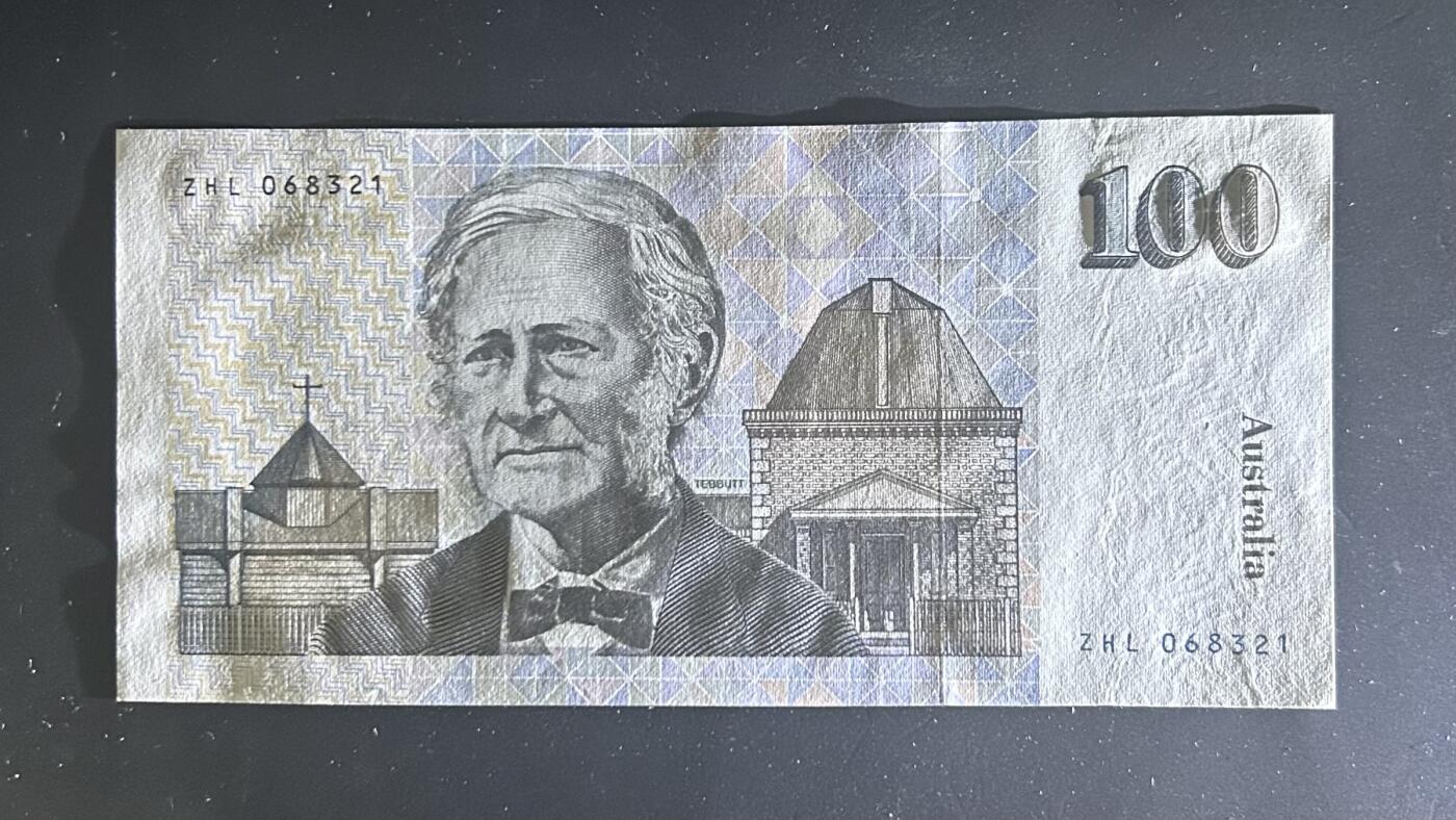 【丑猫0727】今晚六点半，自动快拍 绒线帽unc(比上期边缘微黄)