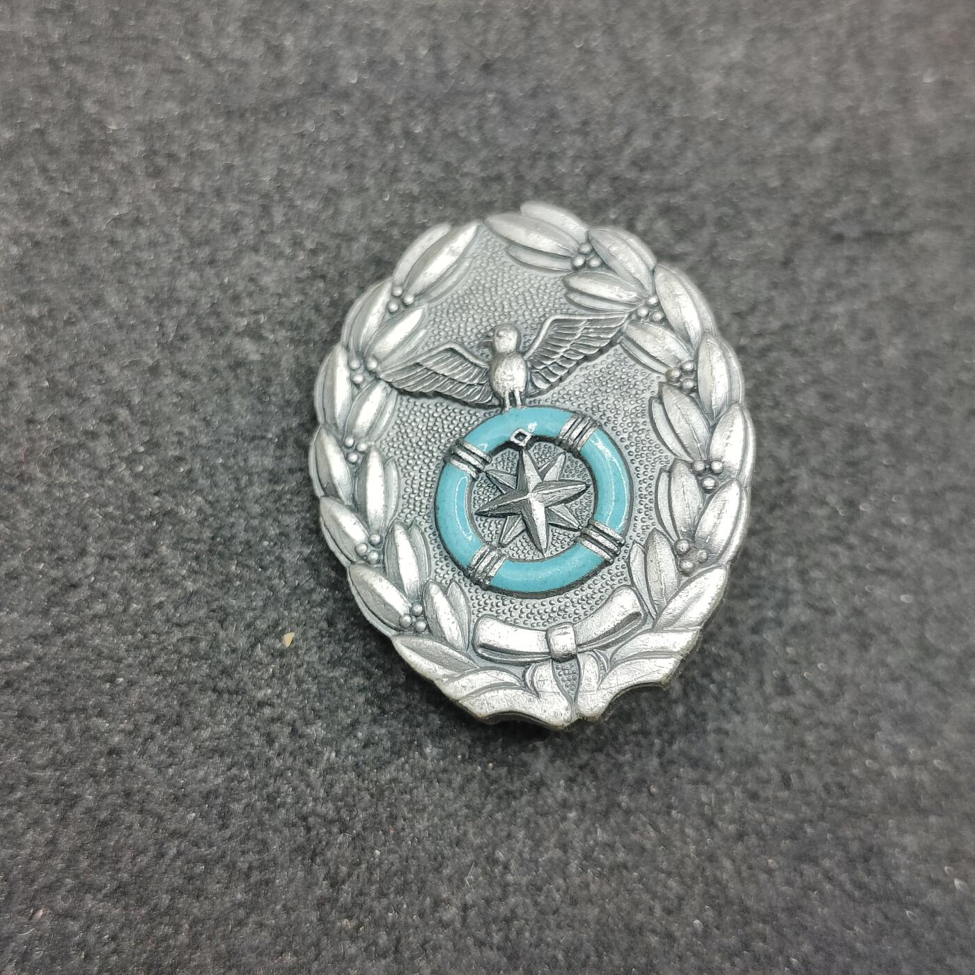 全场0元起拍 第175期 咸鱼国勋章拍卖专场 7月21日（周日）下午6：00开始 日本海洋少年团有功章