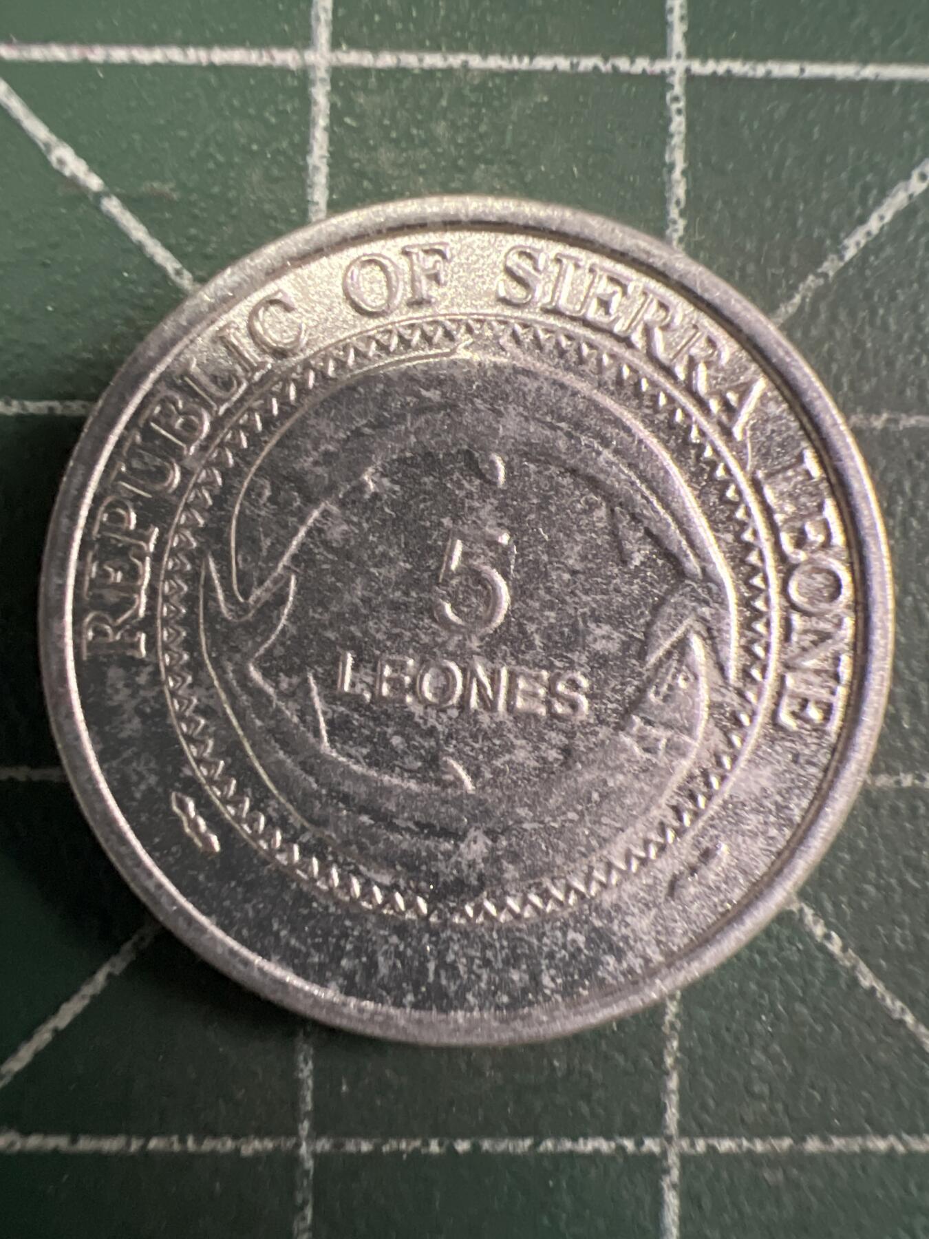 第657期 硬币场 （无押金，捡漏，全场50包邮，偏远地区除外，接收代拍业务，本店十天发一次货） 塞拉利昂5利昂