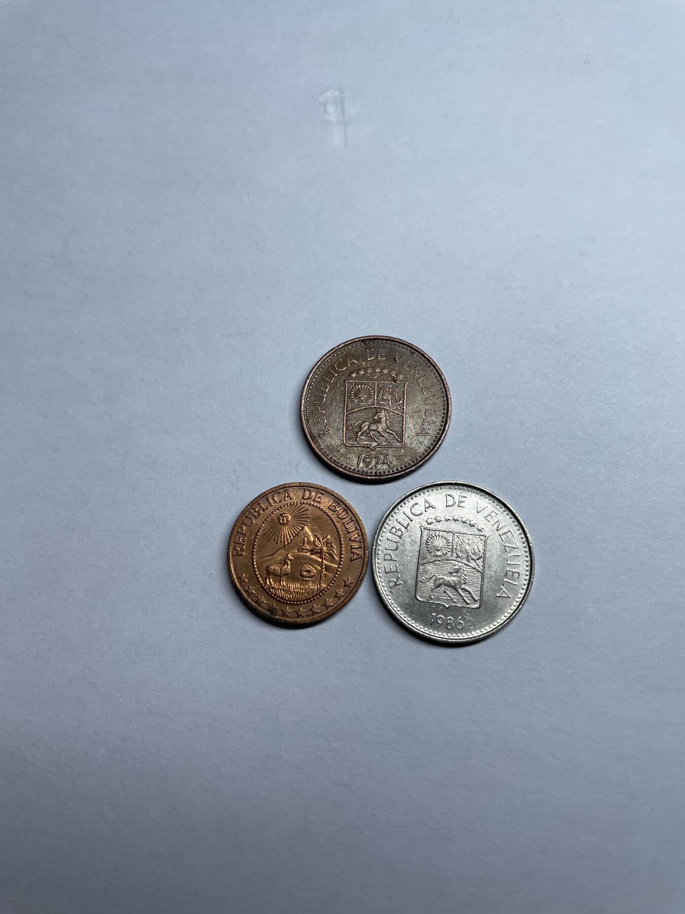 每日一拍，2024年集古藏今外币拍卖第十一期-第5场—（总第105拍），新一期拍卖开始了 南美5分三枚