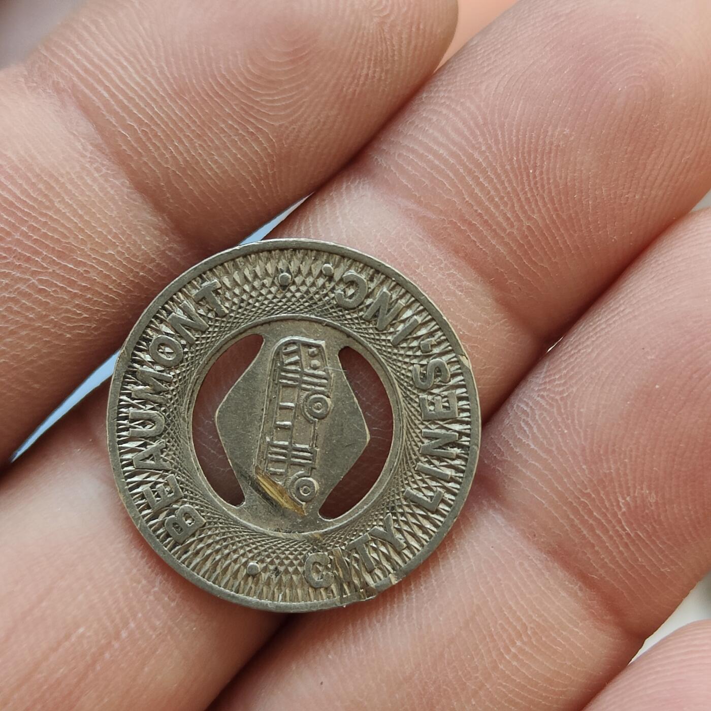英雄古币捡漏专场第一期无押金可累计捡漏，全场50包邮，偏远地区除外。 美国公交币