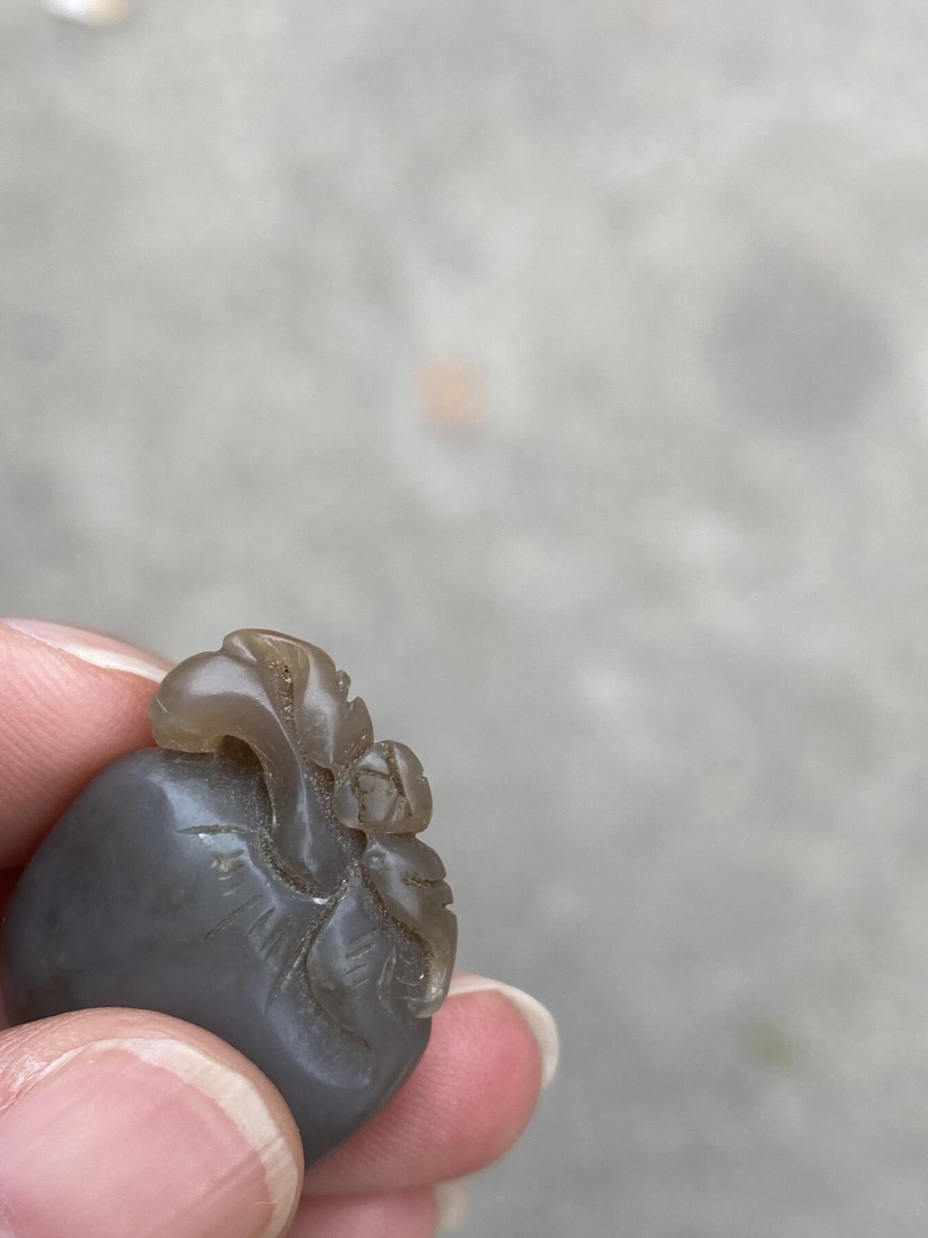 老玉多子多福挂件，尺寸2.6*1.7厘米，品相如图，150包快递