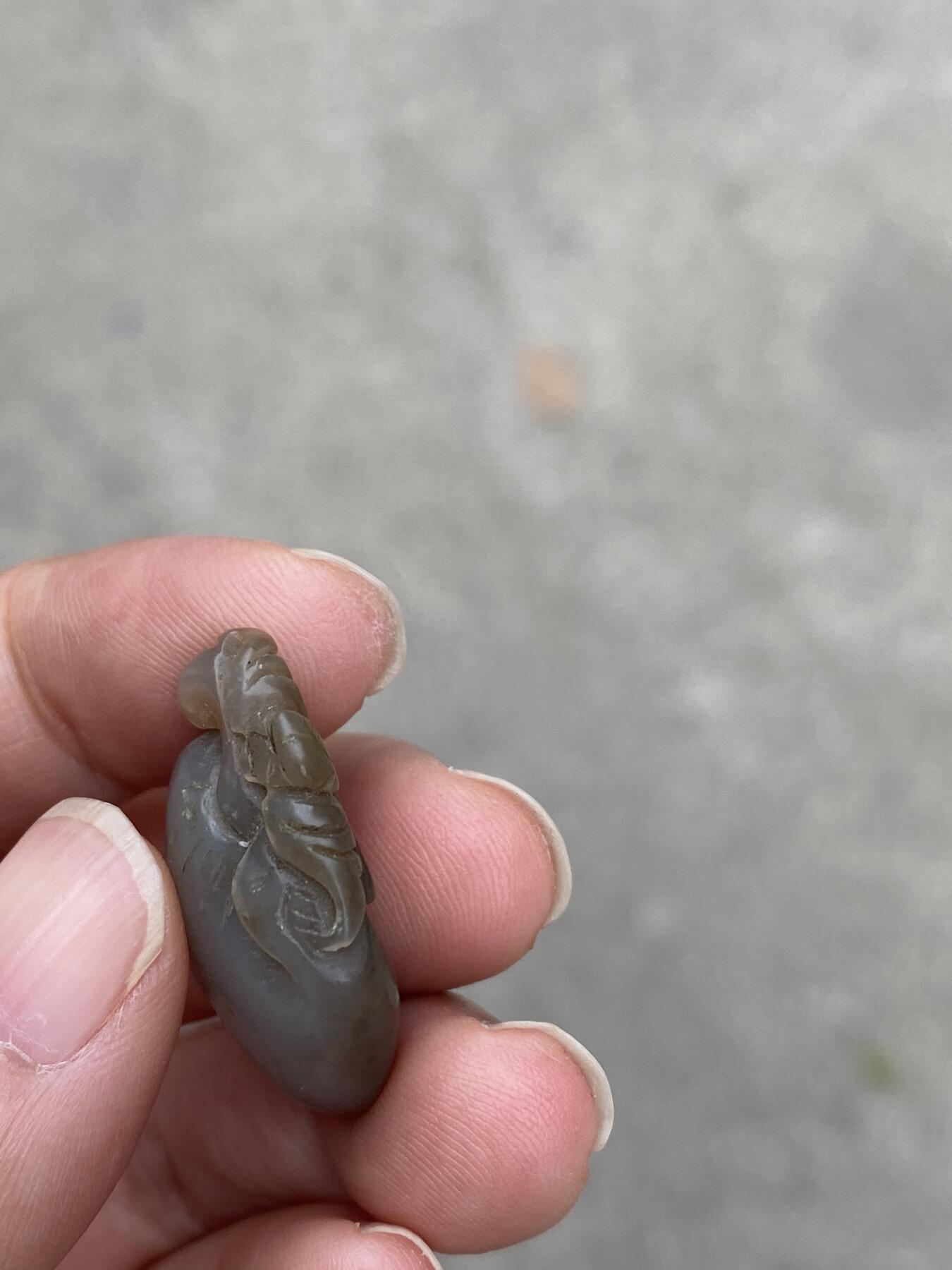 老玉多子多福挂件，尺寸2.6*1.7厘米，品相如图，150包快递