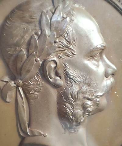 欧洲艺术麦朵尔 周五结拍 1873维也纳世博会大铜章MS63 高浮雕，加厚大盒