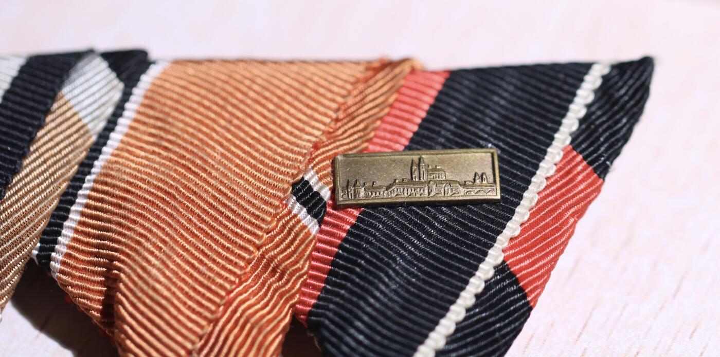 大猫徽章拍卖第251期 珍爱和平 德章联排一组 品相好