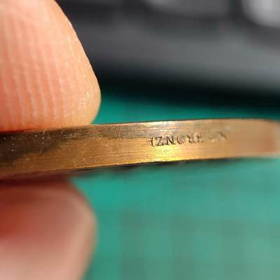 欧洲艺术麦朵尔 周五结拍 法国1960小铜章两枚顺丰包邮 巴黎造币厂建厂纪念