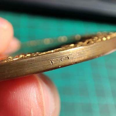 欧洲艺术麦朵尔 周五结拍 卢森堡商会镀金大铜章