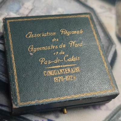 欧洲艺术麦朵尔 周五结拍 原盒国际体操铜章1929