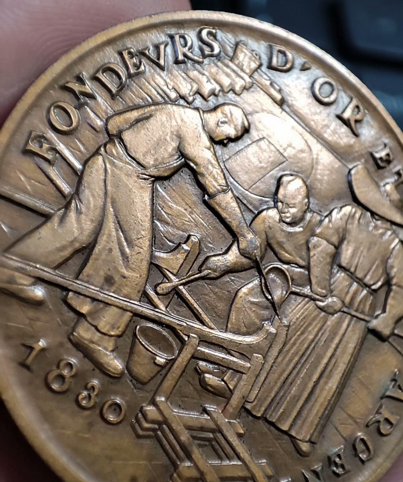 欧洲艺术麦朵尔 周五结拍 法国1960小铜章两枚顺丰包邮 巴黎造币厂建厂纪念