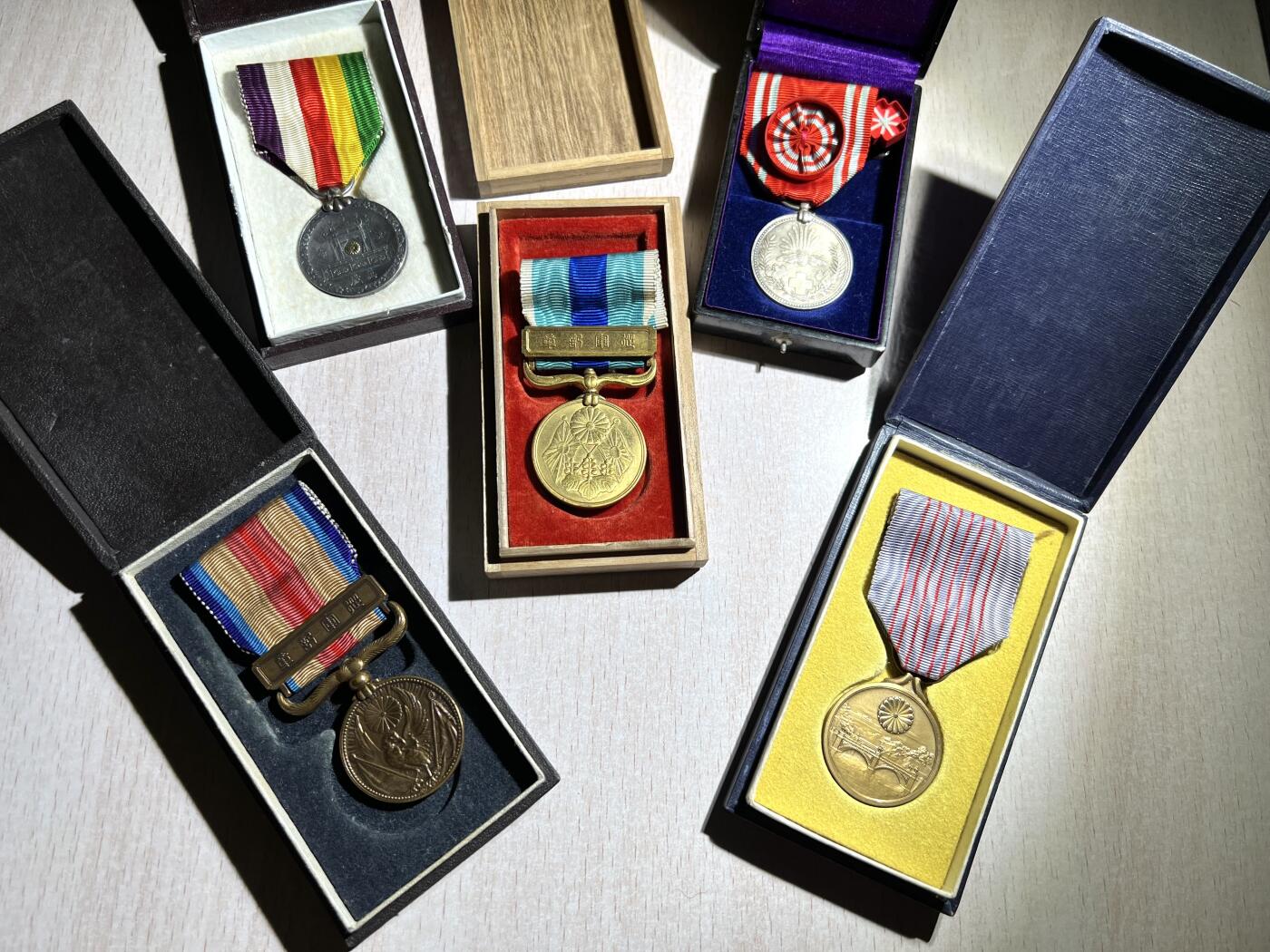 大猫徽章拍卖第251期 勿忘国耻 日章一组