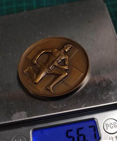 欧洲艺术麦朵尔 周五结拍 瑞士1949射击节铜章品相佳