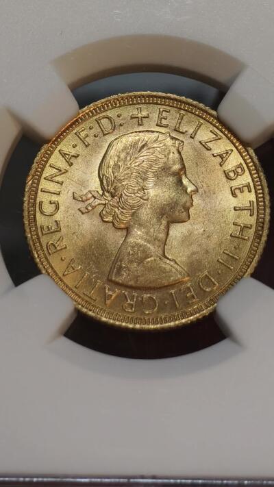 NGC-MS63英国1958年伊丽莎白二世索维林金币